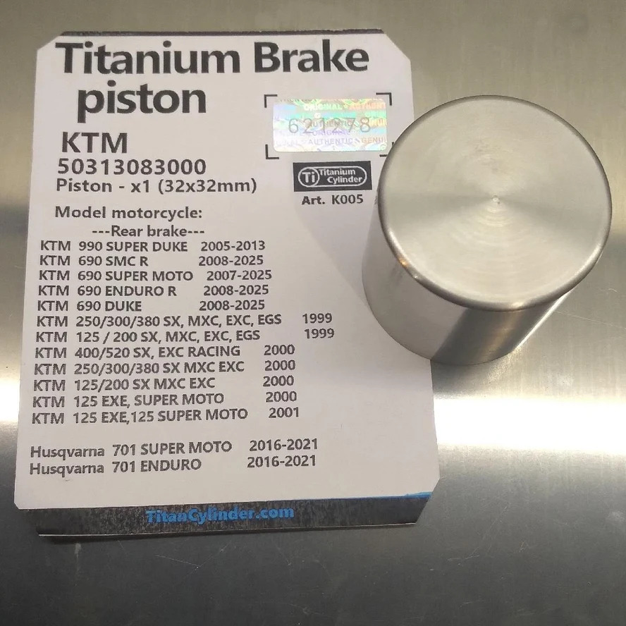 KTM 50313083000  (32x32mm)- 1 шт Титановый тормозной поршень KTM 990,690  Husqvarna  701